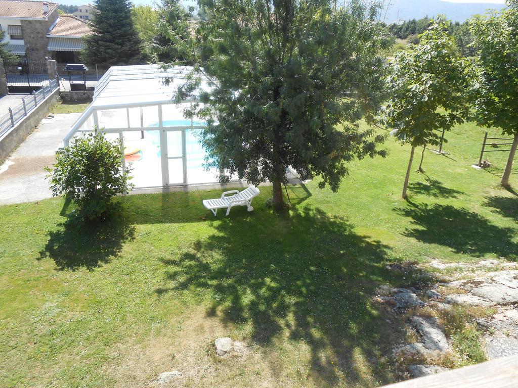 Hostal Burgos Torrecaballeros Bagian luar foto