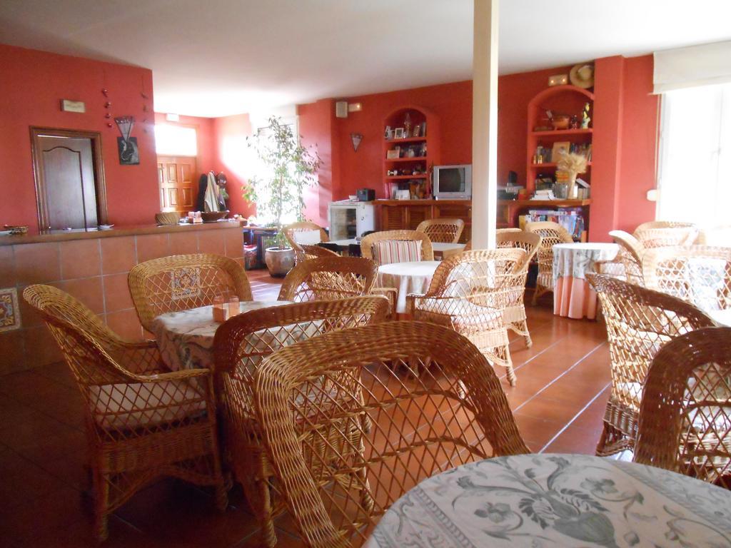 Hostal Burgos Torrecaballeros Bagian luar foto